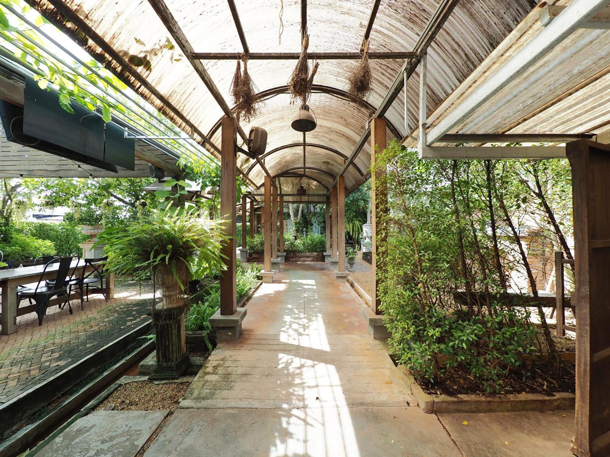 Nipa Garden Hotel Surat Thani Esterno foto